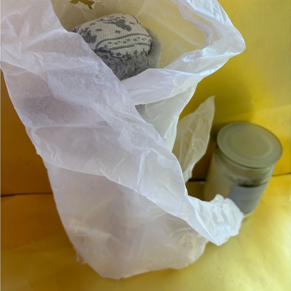 JCPenney Gray and White Candle Set